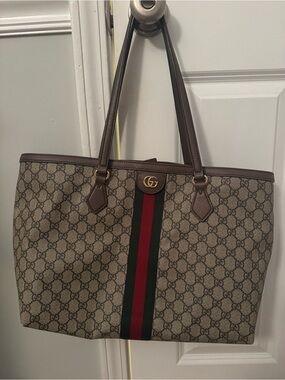 Gucci Brown GG Supreme Canvas Tote with Red & Green Stripe